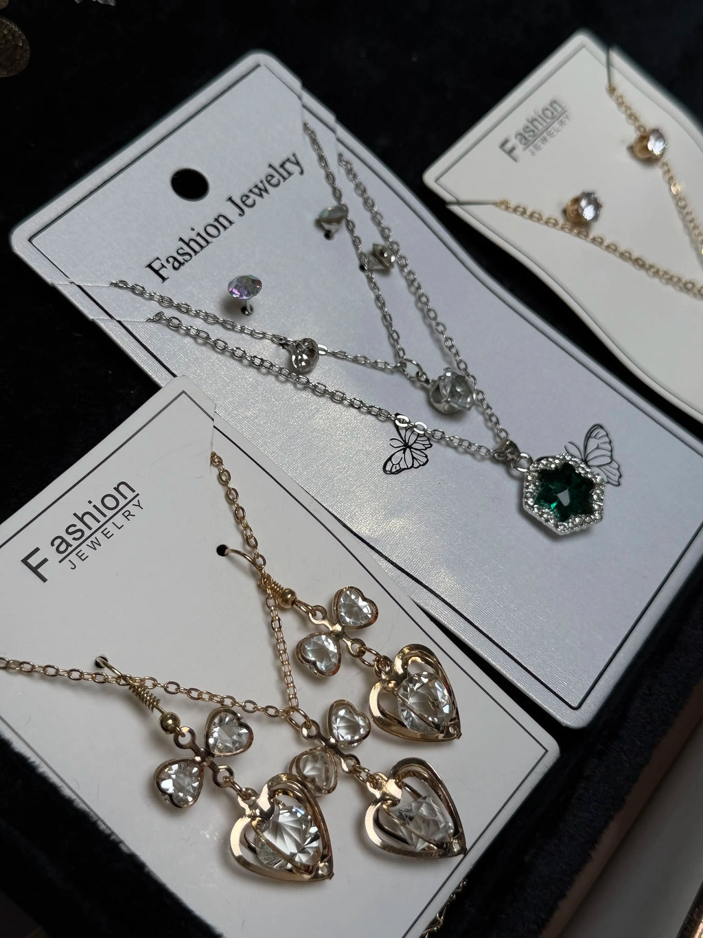 jewellery sets per kg